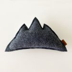 Dekorativna blazina | Triglav | Žepna | Temno siva - slika 2